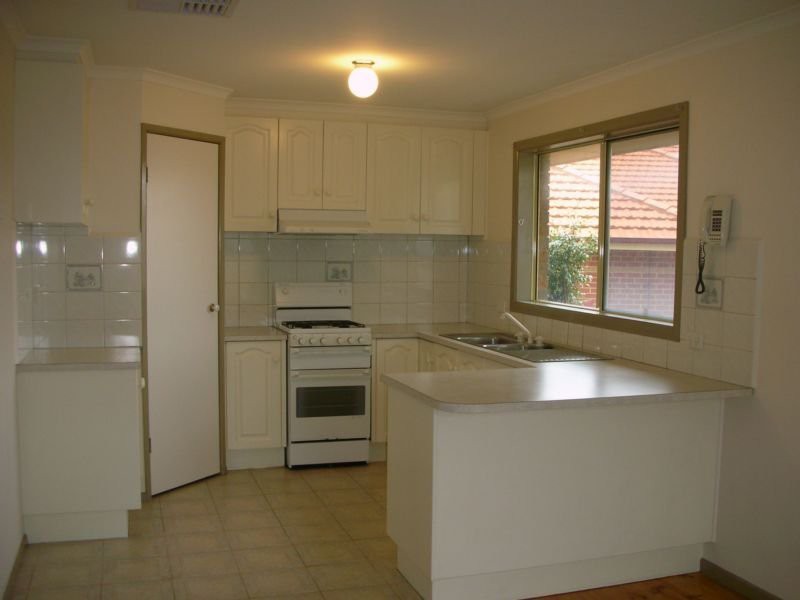 4/110 Dorset Road, Croydon, VIC 3136, Croydon - Thumbnail 2