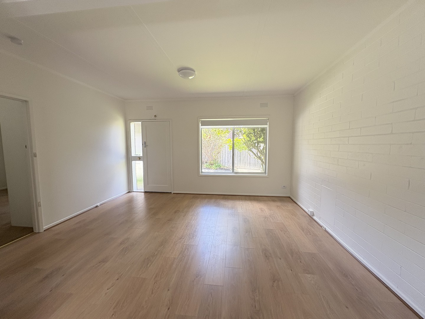 4/110 West Fyans Street, Newtown, VIC 3220, Newtown - Thumbnail 2