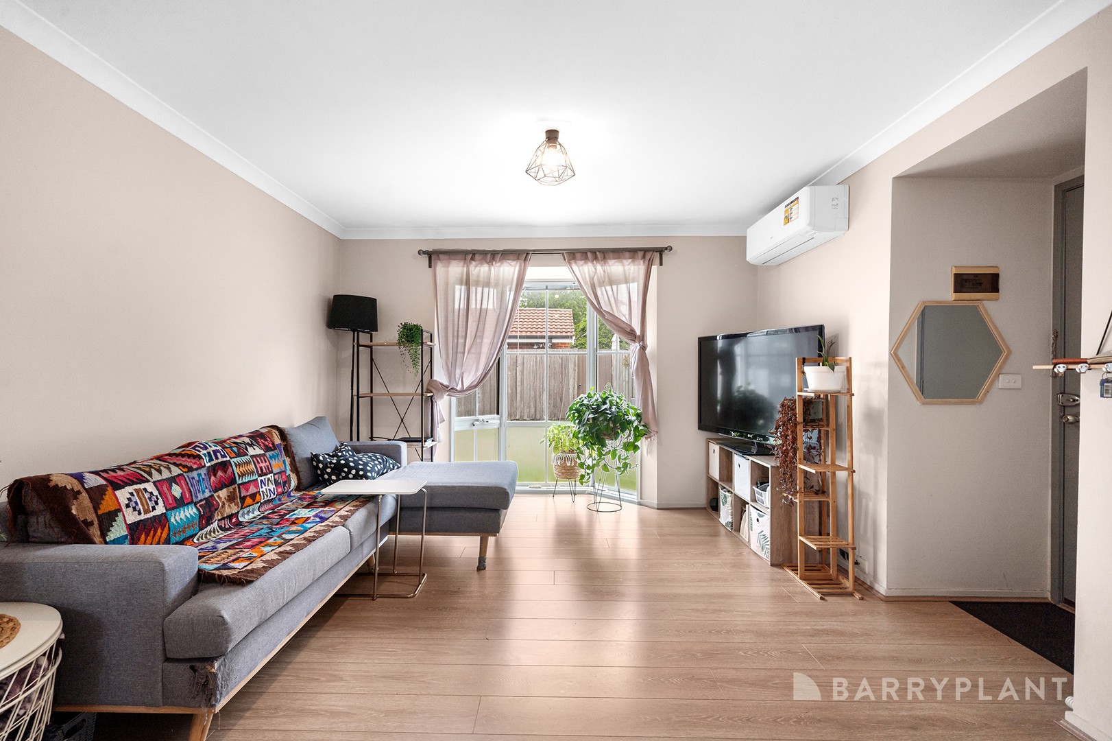 4/12-18 Margaret Crescent, Braybrook, VIC 3019 - Thumbnail 2 - 12/11/2025