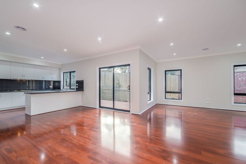 4/12 Heatherdale Road, Mitcham, VIC 3132, Mitcham - Thumbnail 2