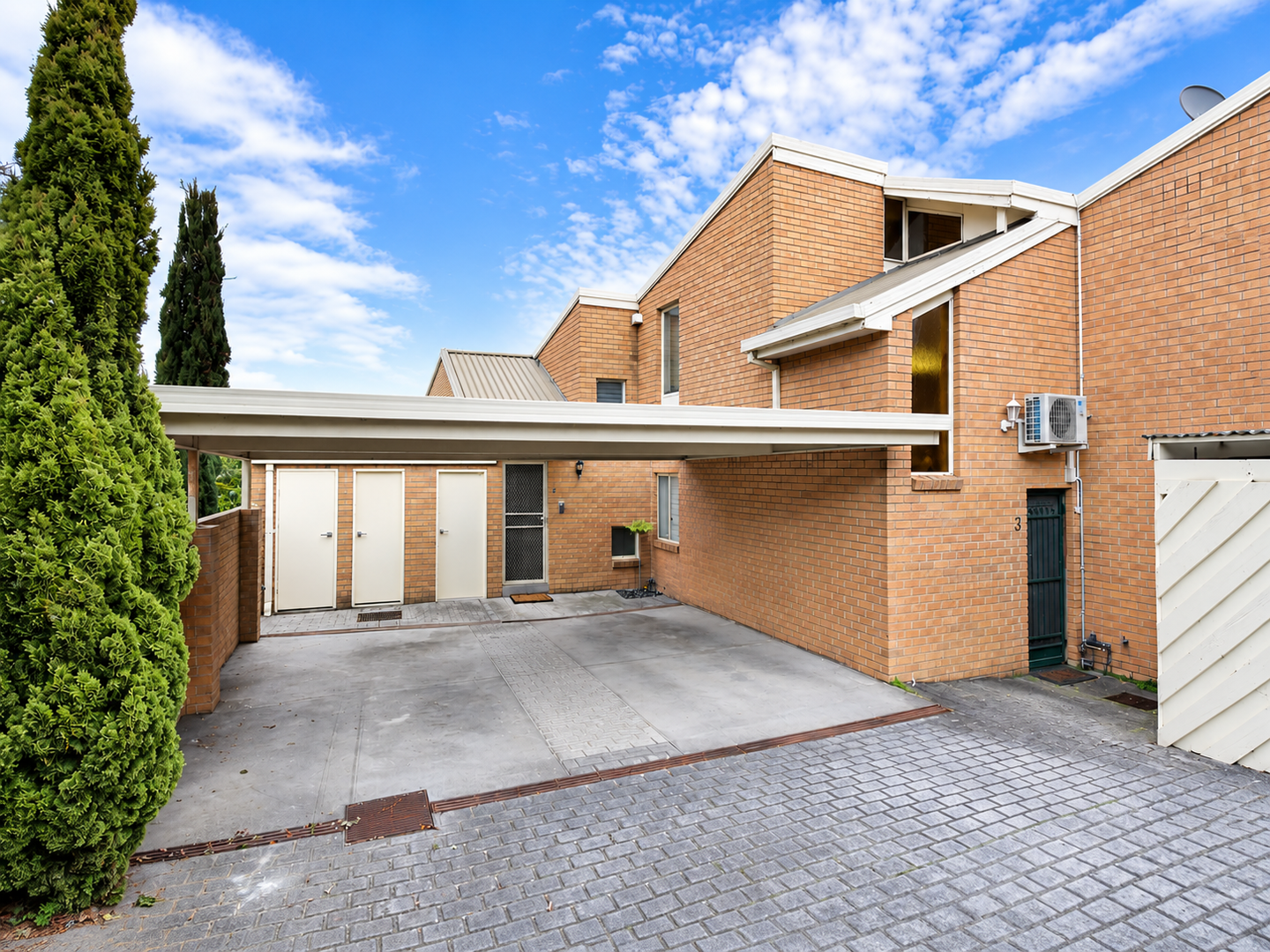 4/12 Rosella Avenue, Boronia, VIC 3155 - Thumbnail 2 - 15/10/2026