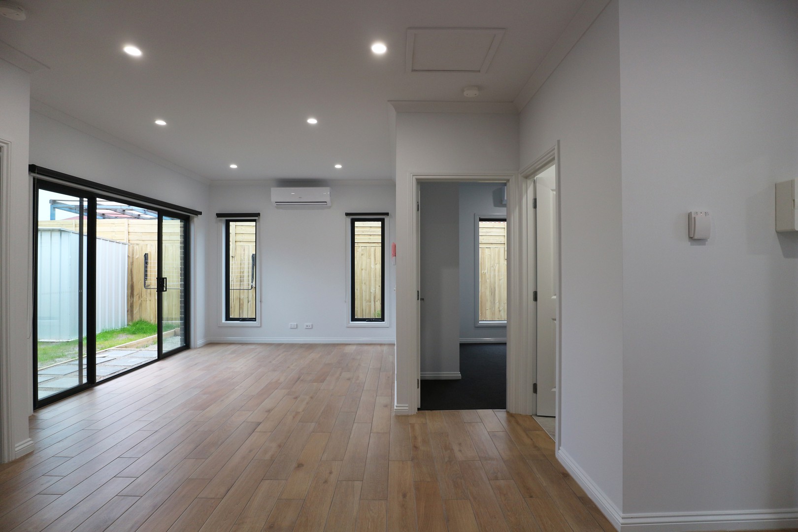 4/12 Whiteside Street, Springvale, VIC 3171, Springvale - Thumbnail 5