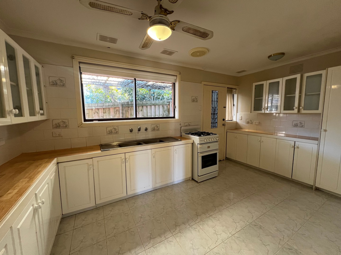 4/12 Zeising Ct, Boronia, VIC 3155 - Thumbnail 2 - 22/07/2026