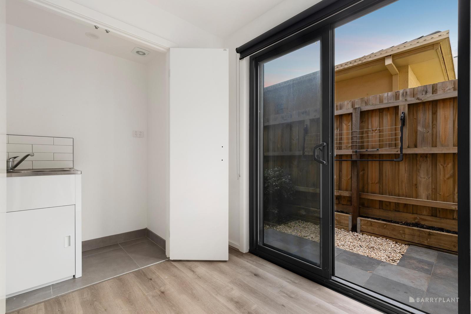 4/126 Mitcham Road, Donvale, VIC 3111, Donvale - Thumbnail 3