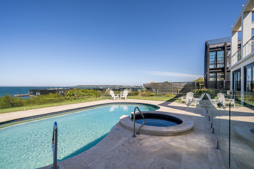 4/13 Balmoral Crescent, Rippleside, VIC 3215, Rippleside - Thumbnail 2