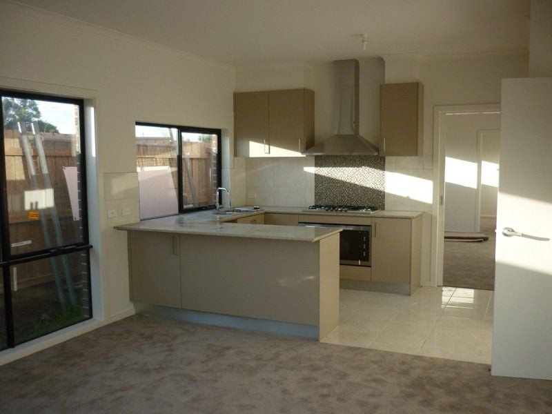 4/13 Bondi Rd, Bonbeach, VIC 3196 - Thumbnail 2 - 17/08/2026