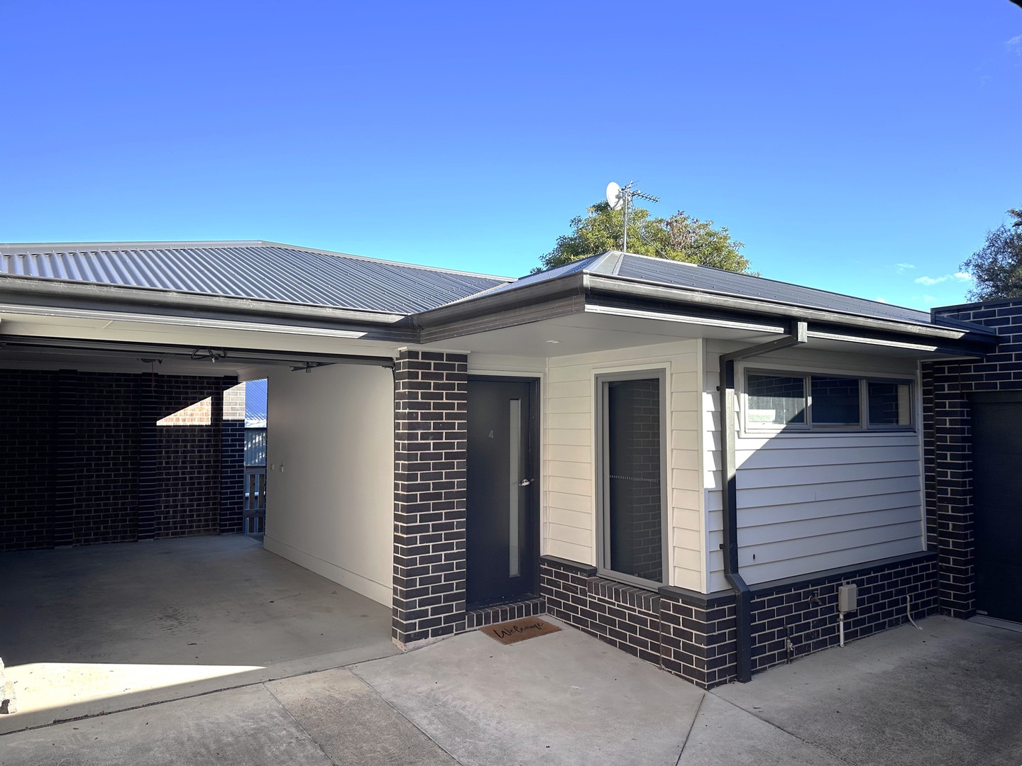 4/135 West Fyans Street, Newtown, VIC 3220, Newtown - Thumbnail 2