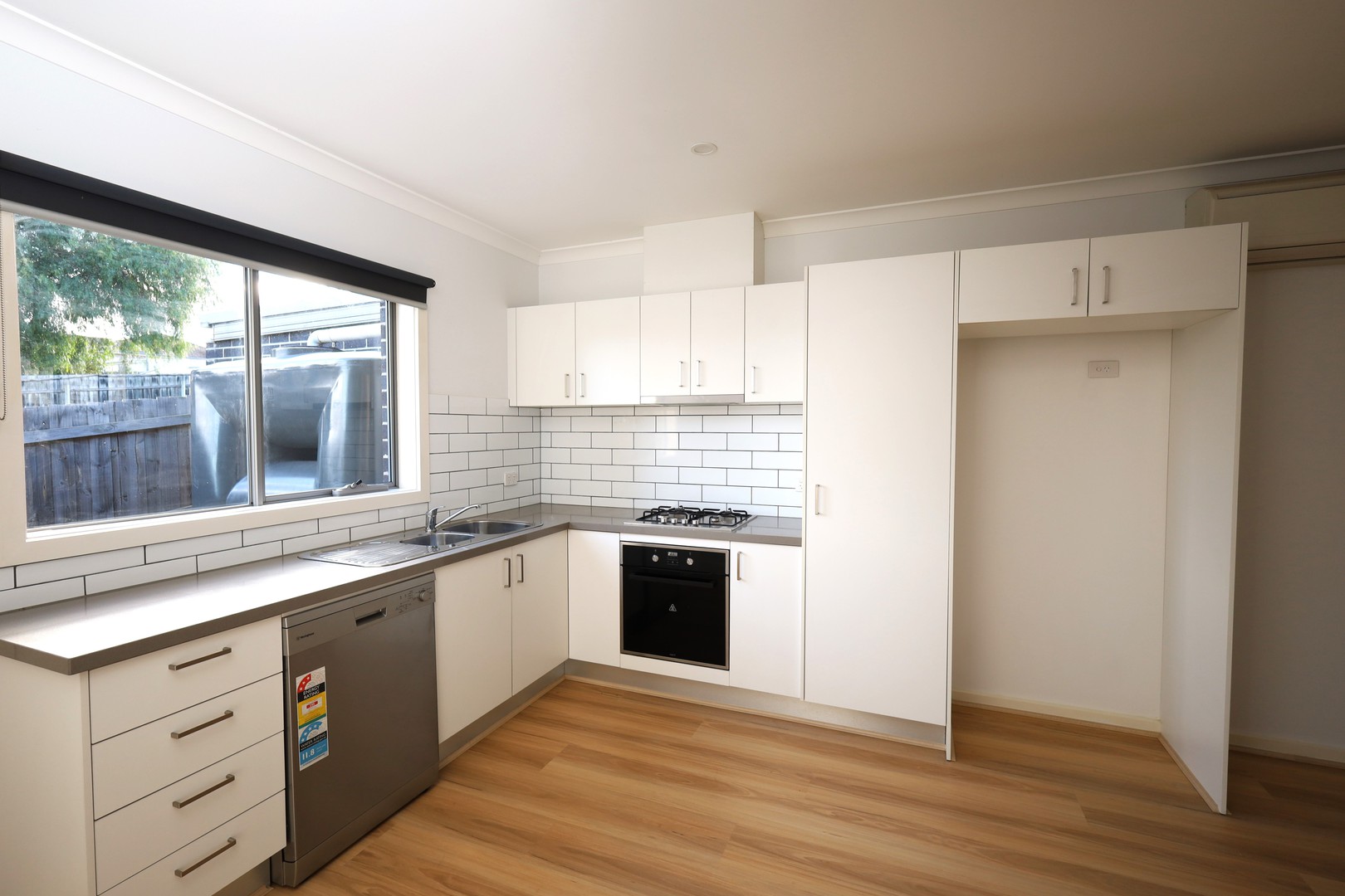 4/135 West Fyans Street, Newtown, VIC 3220, Newtown - Thumbnail 4