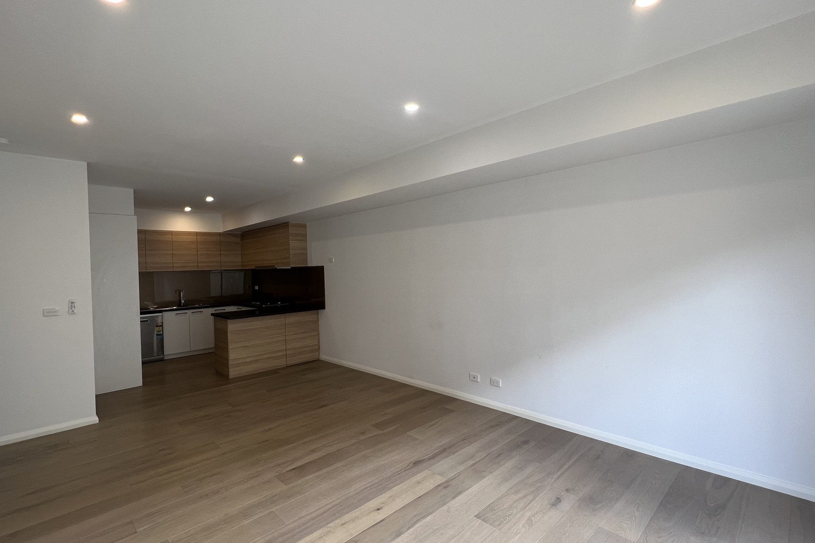 4/138-140 St Vigeons Road, Reservoir, VIC 3073, Reservoir - Thumbnail 4