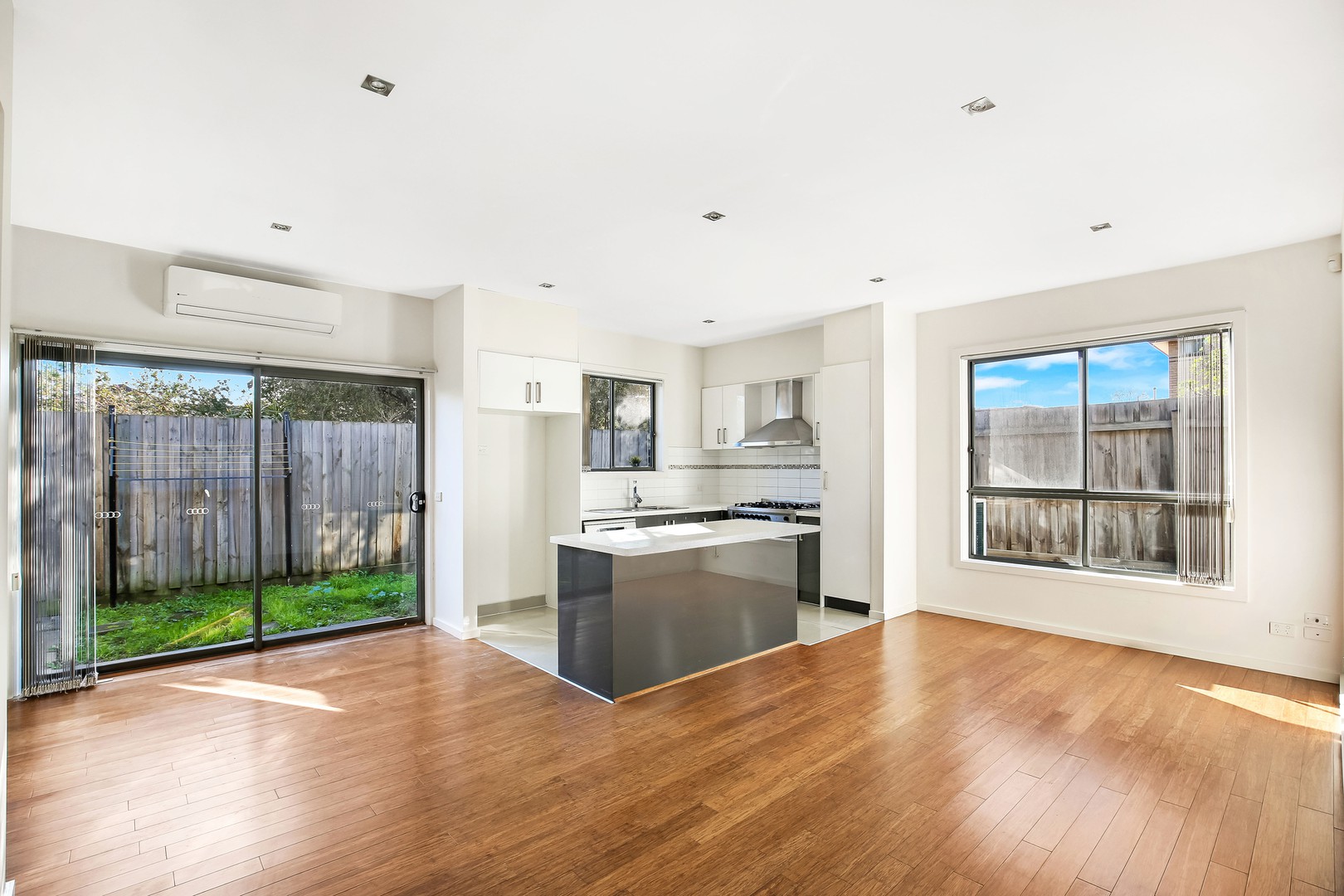 4/14 Kelsby Street, Reservoir, VIC 3073, Reservoir - Thumbnail 2