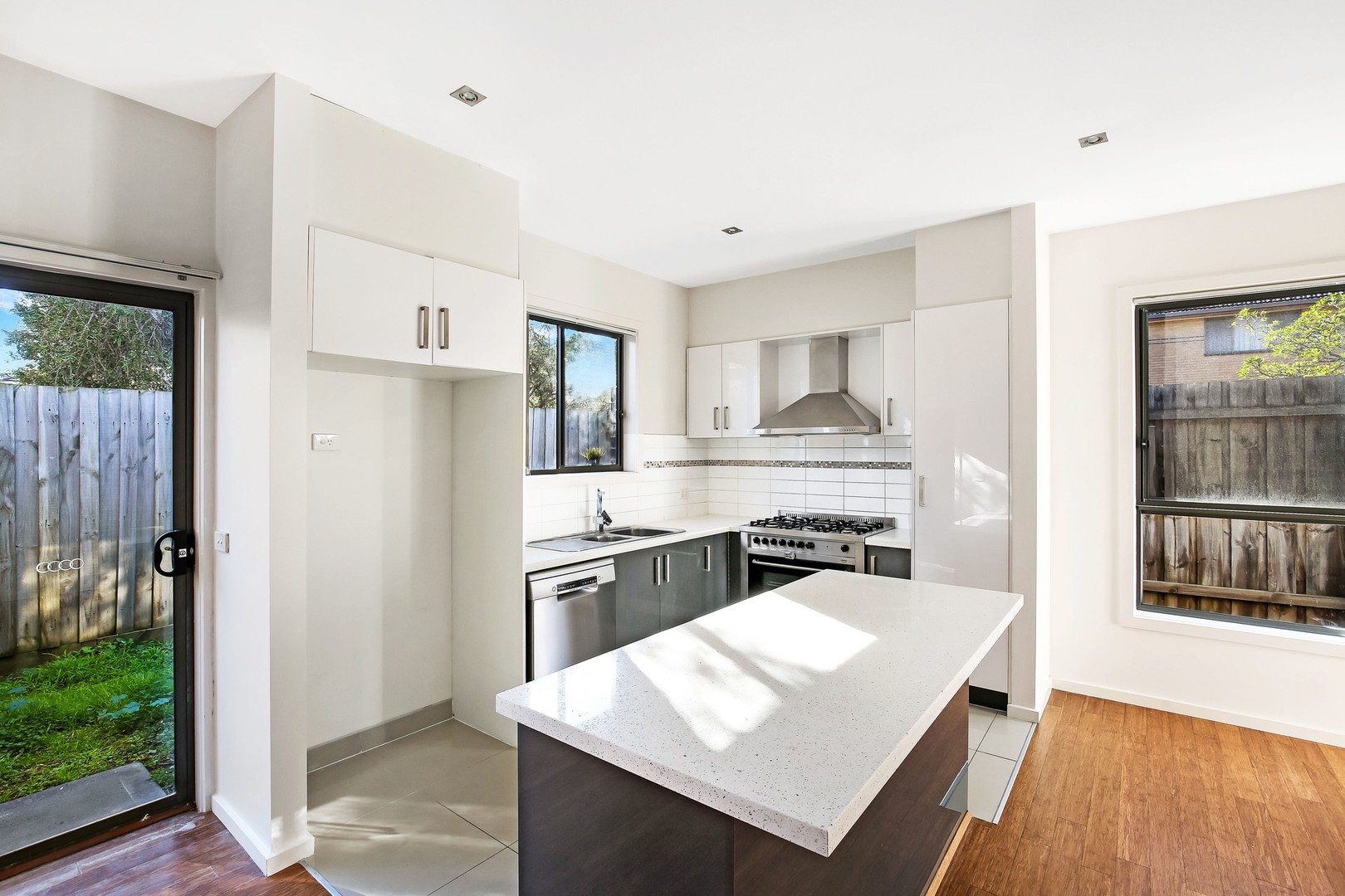 4/14 Kelsby Street, Reservoir, VIC 3073, Reservoir - Thumbnail 3