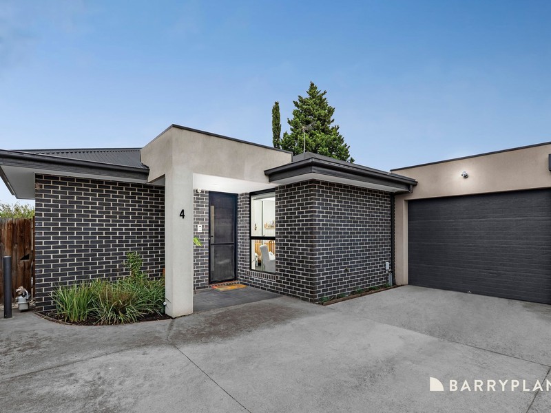 4/15 Conifer Avenue, Brooklyn, VIC 3012 - Image - 27/02/2026