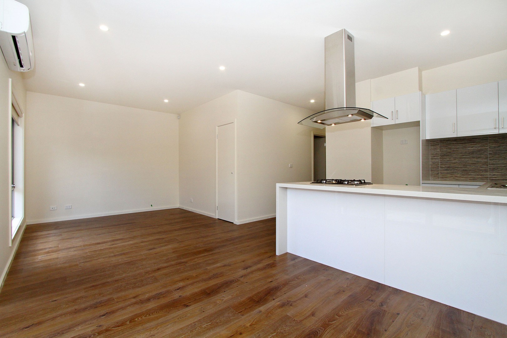 4/16 Jinghi Road, Reservoir, VIC 3073 - Thumbnail 2 - 11/10/2021