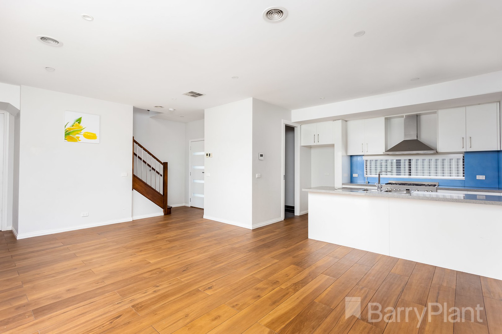 4/16 La Rochelle Boulevard, Point Cook, VIC 3030, Point Cook - Thumbnail 2