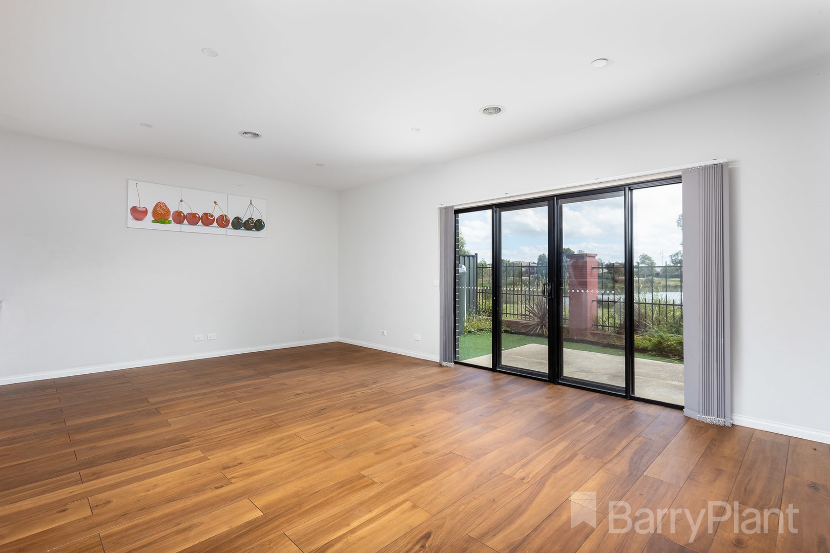 4/16 La Rochelle Boulevard, Point Cook, VIC 3030, Point Cook - Thumbnail 4