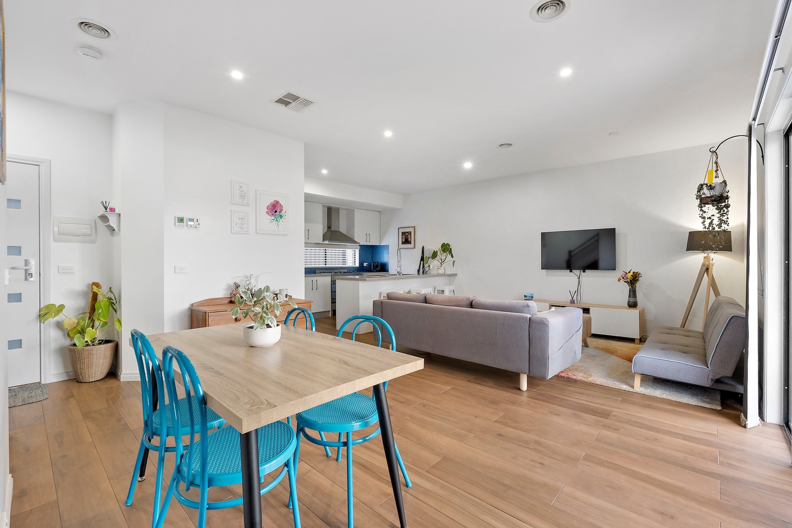 4/16 La Rochelle Boulevard, Point Cook, VIC 3030, Point Cook - Thumbnail 5