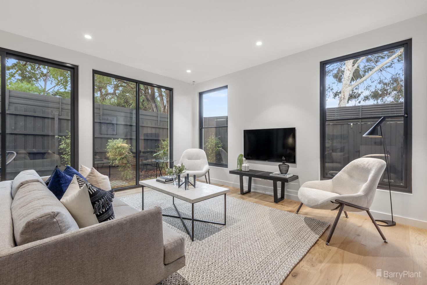 4/16 Langs RoadIvanhoe, VIC 3079, Ivanhoe - Thumbnail 2