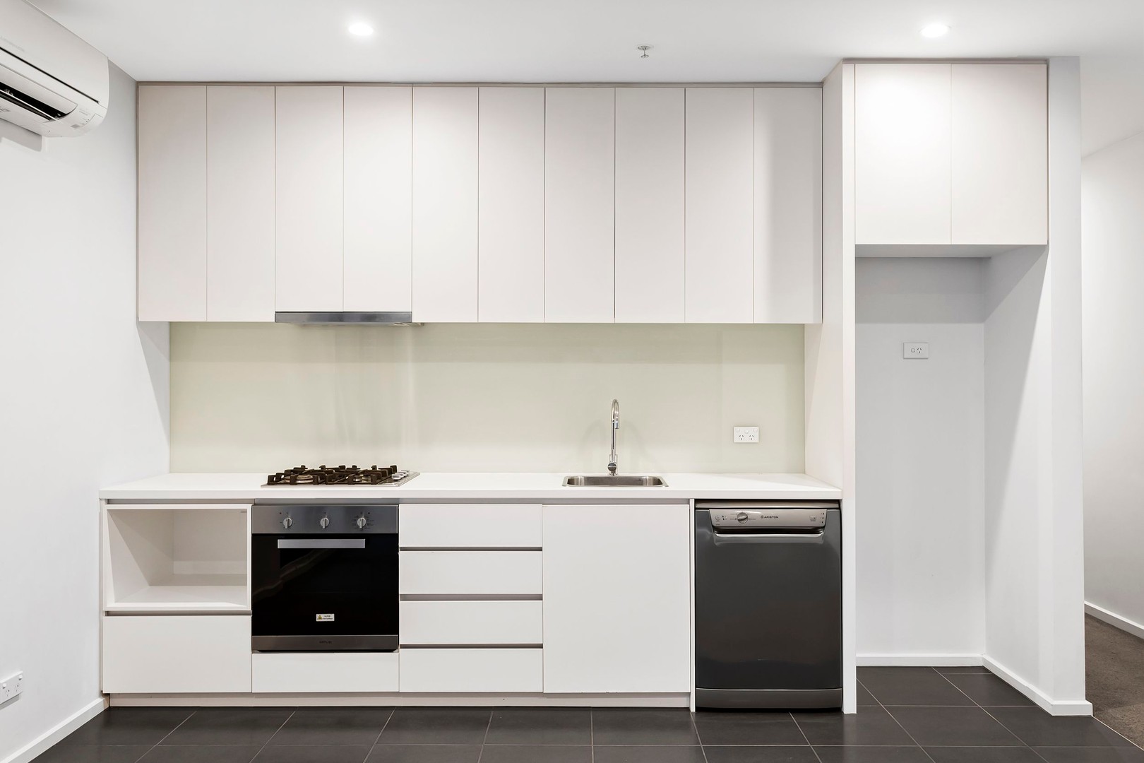 4/16 Leake Street, Essendon, VIC 3040, Essendon - Thumbnail 5