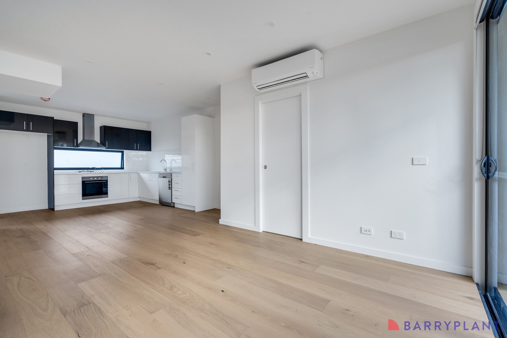 4/162 Broadway, Reservoir, VIC 3073, Reservoir - Thumbnail 3