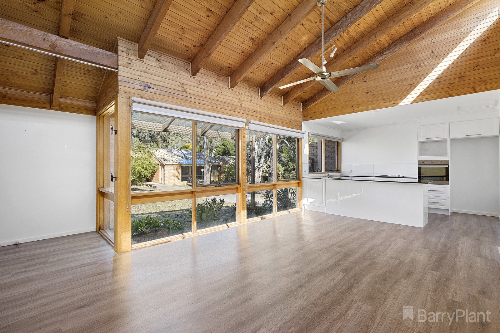 4/163-165 Retreat RoadSpring Gully, VIC 3550  - Leased, Spring Gully - Thumbnail 6