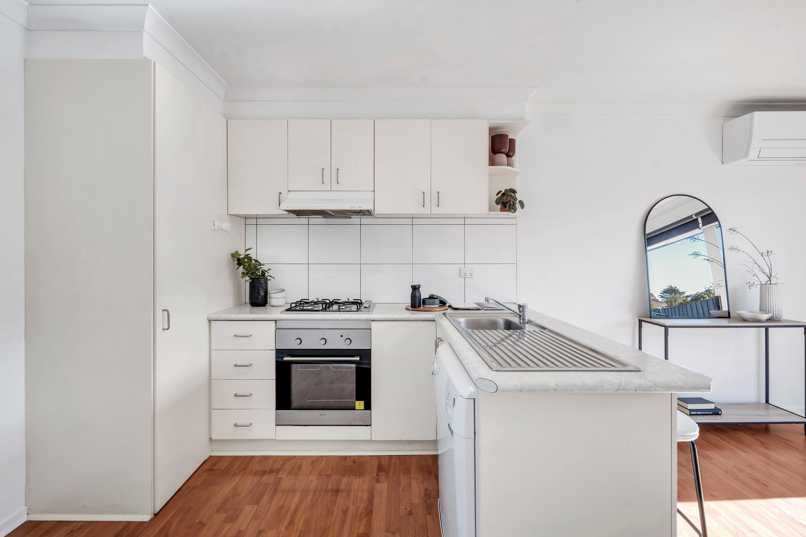 4/17 Afton St, Aberfeldie, VIC 3040 - Thumbnail 2 - 31/10/2025