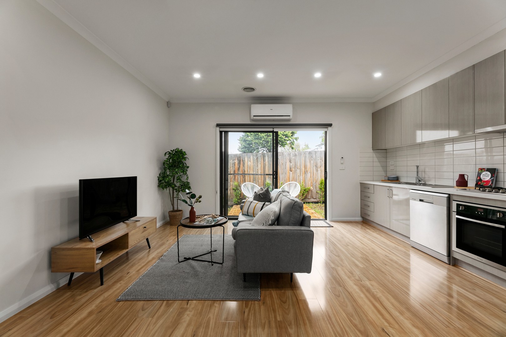 4/17 Cynga Street, Preston, VIC 3072, Preston - Thumbnail 2