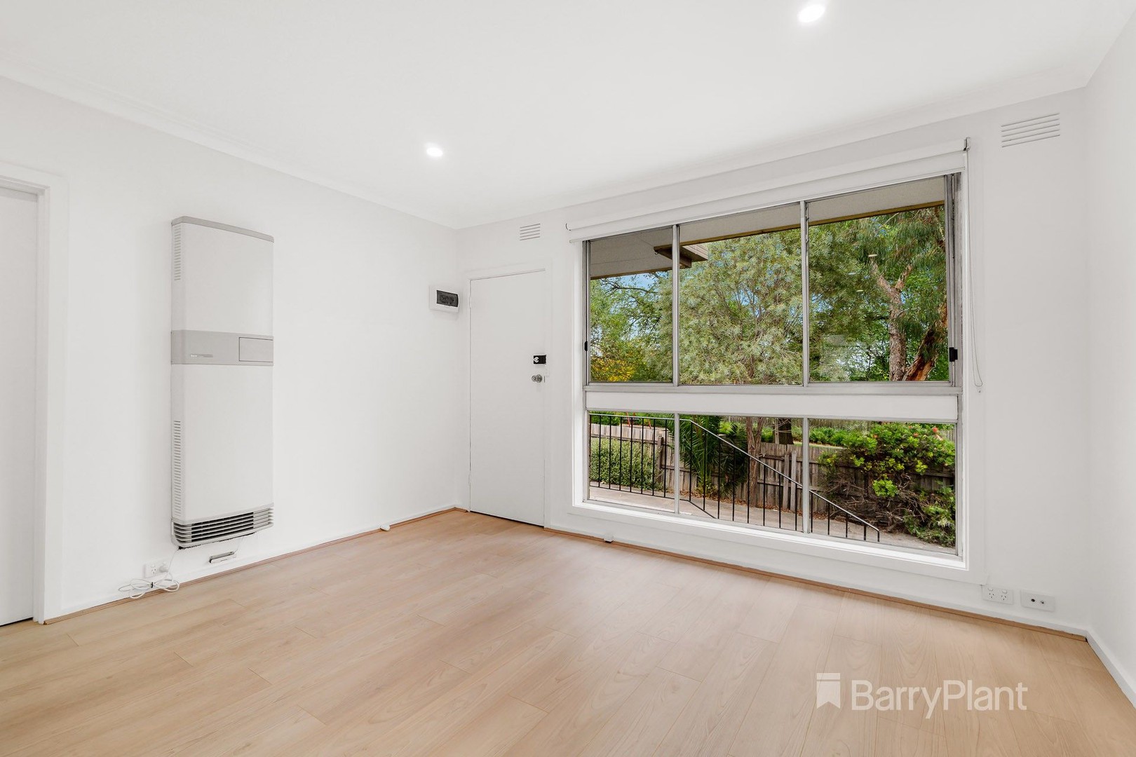 4/17 Foch Street, Reservoir, VIC 3073, Reservoir - Thumbnail 4