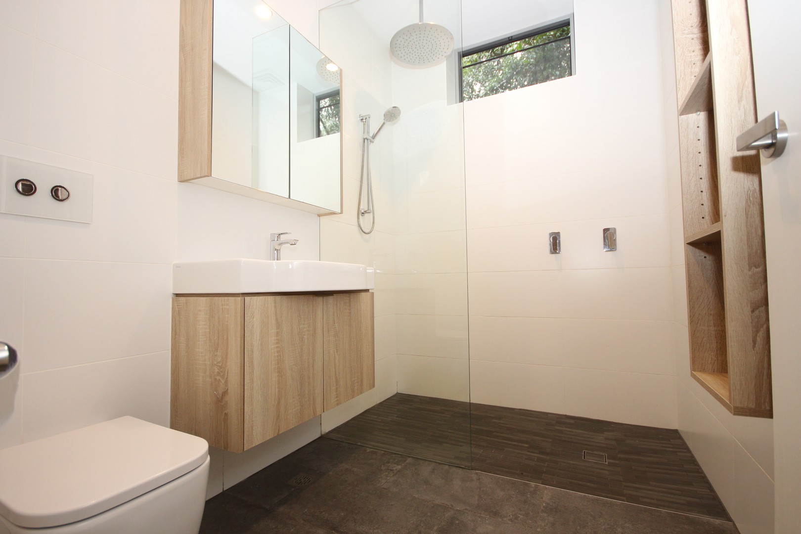 4/17 Halstead Place, Geelong West, VIC 3218 - Thumbnail 2 - 21/05/2026