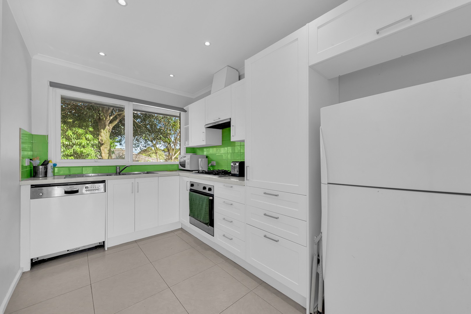 4/18-20 Botanic Drive, Glen Waverley, VIC 3150, Glen Waverley - Thumbnail 4