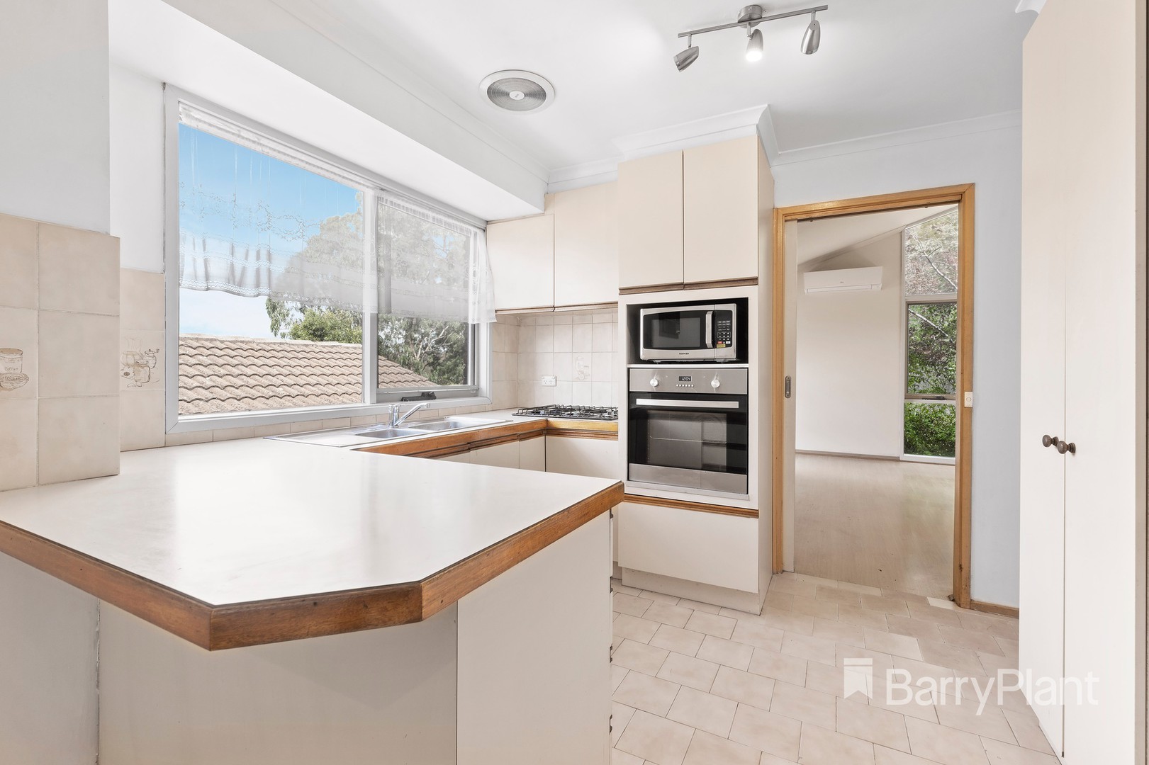 4/18 Livingstone Road, Eltham, VIC 3095, Eltham - Thumbnail 5