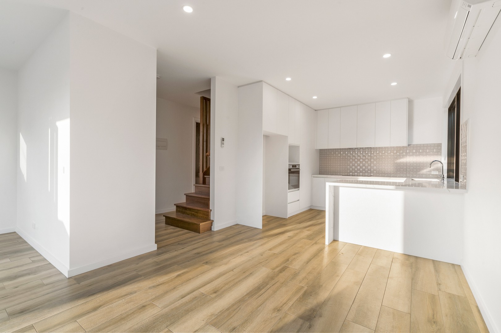 4/187 Nepean  Highway, Seaford, VIC 3198, Seaford - Thumbnail 6