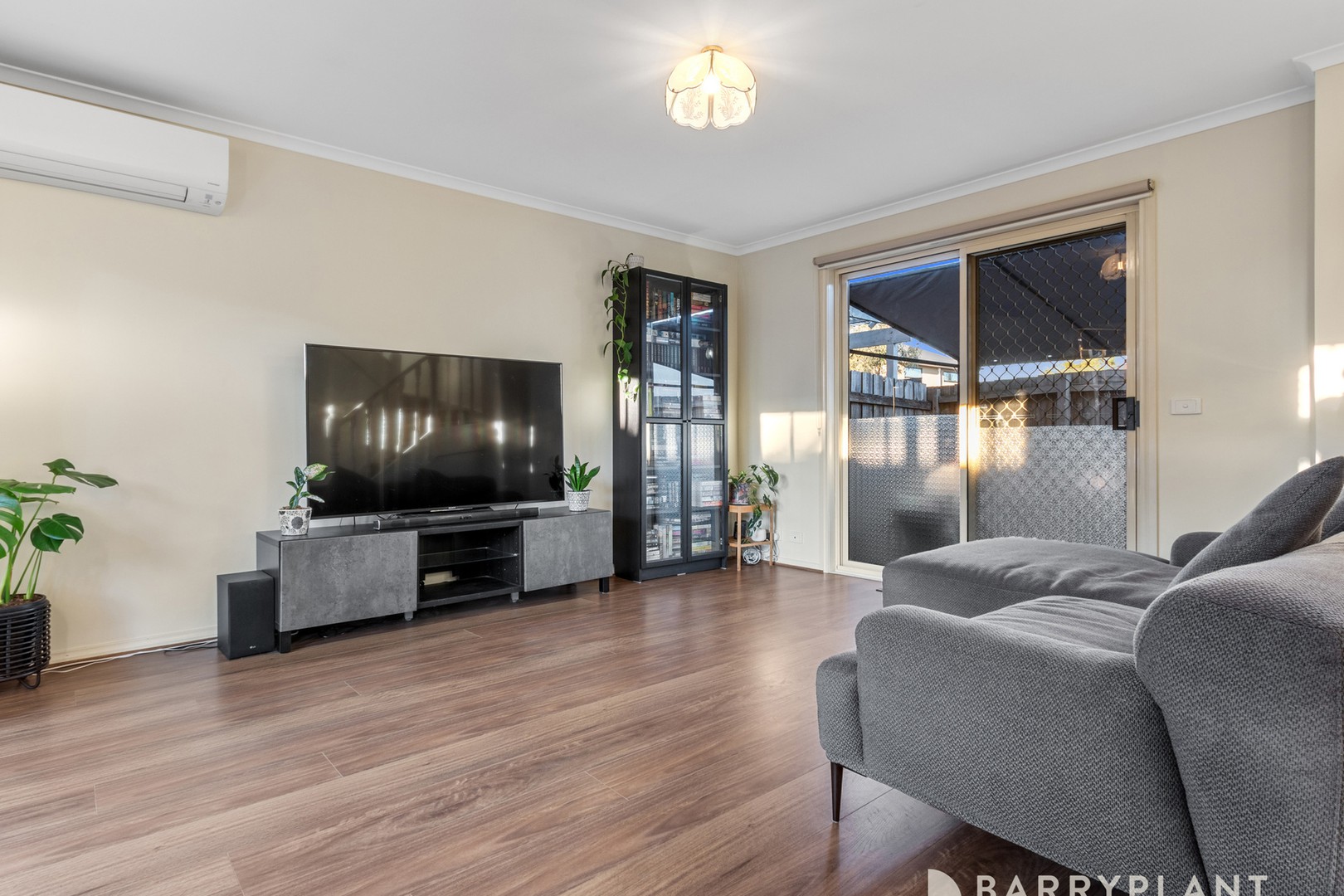 4/19 Elm Street, Bayswater, VIC 3153 - Thumbnail 2 - 10/10/2024