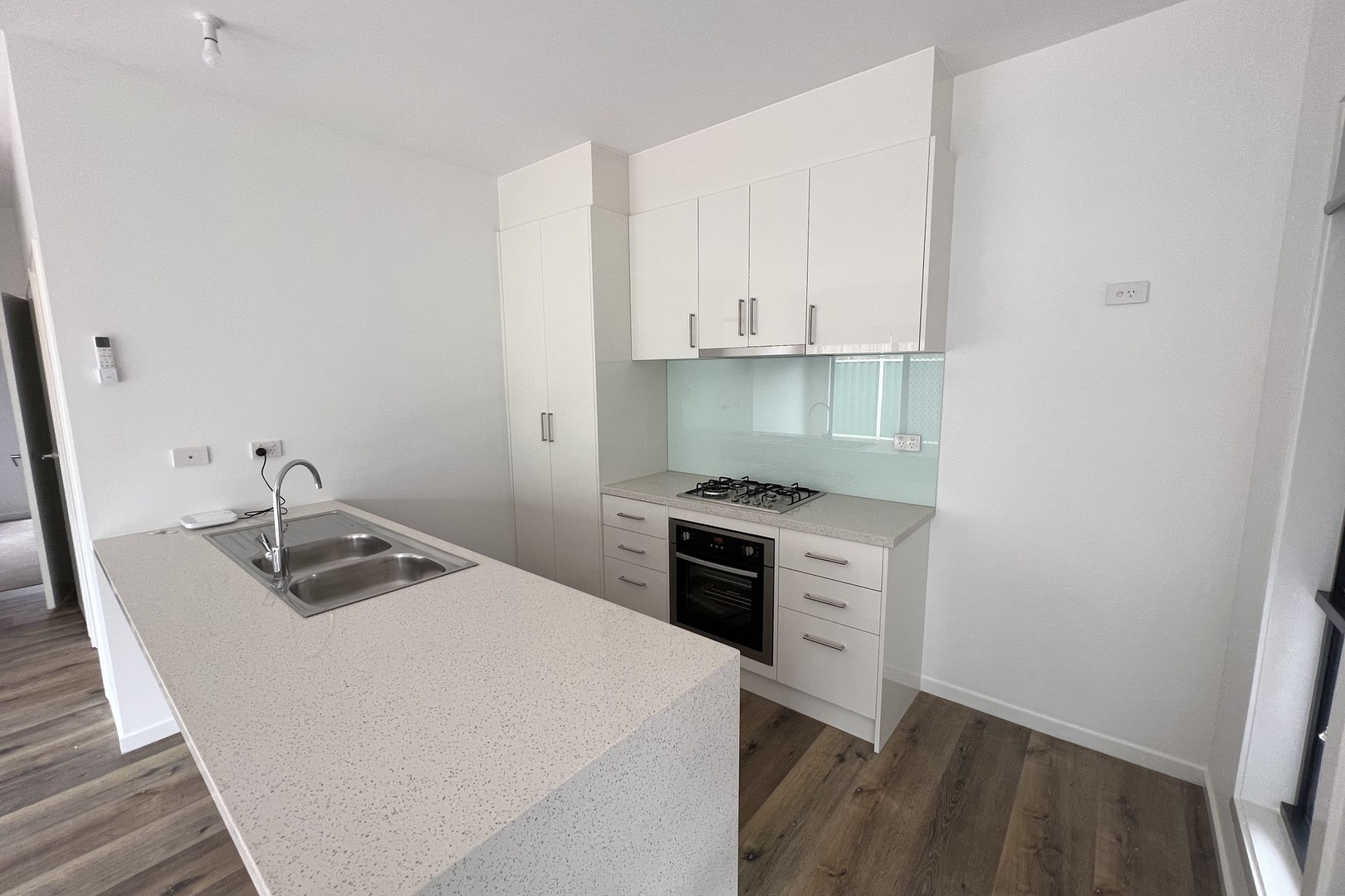 4/19 Oberon Avenue, St Albans, VIC 3021, St Albans - Thumbnail 4
