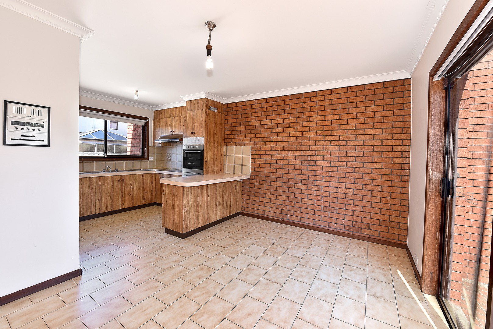 4/2-4 Carmyle Court, Avondale Heights, VIC 3034, Avondale Heights - Thumbnail 4