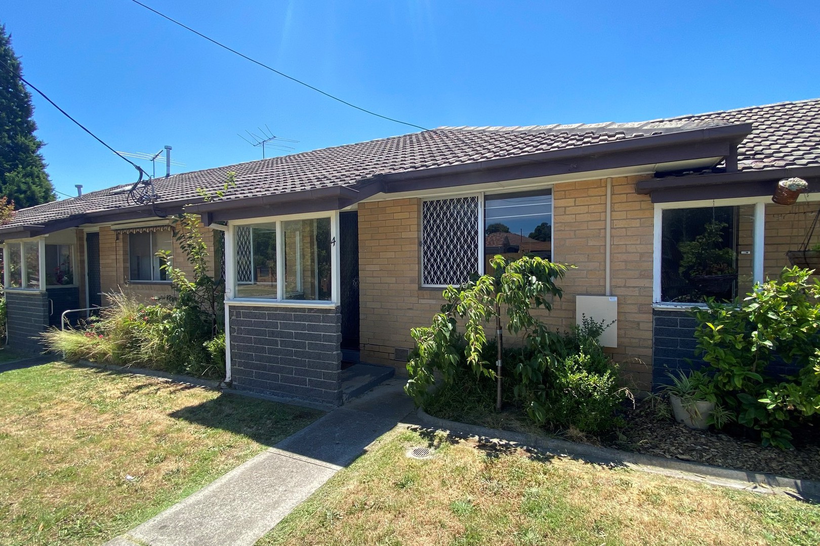 4/2 Ashley Street, Reservoir, VIC 3073, Reservoir - Thumbnail 2
