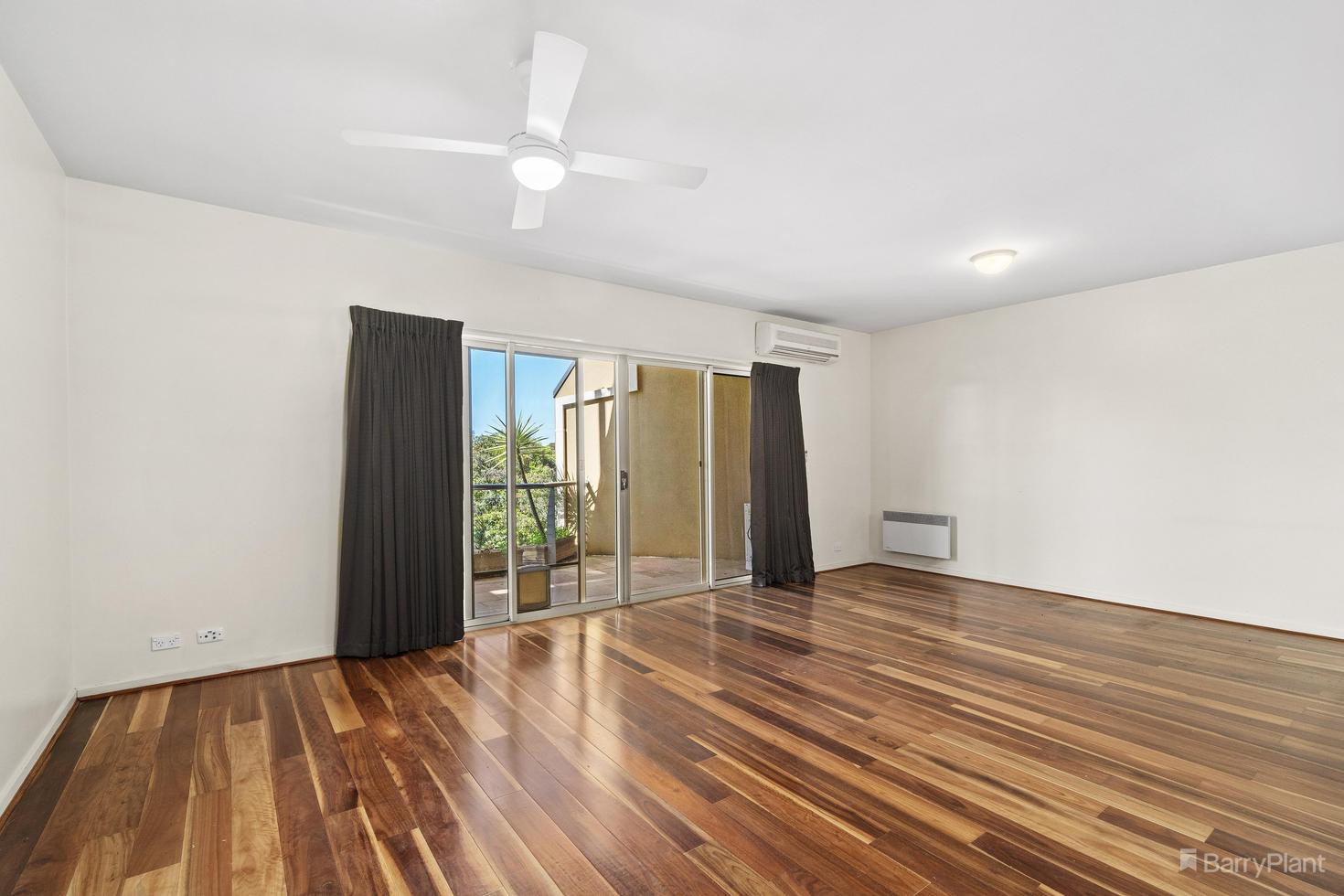 4/2 Grand Boulevard, Montmorency, VIC 3094, Montmorency - Thumbnail 4