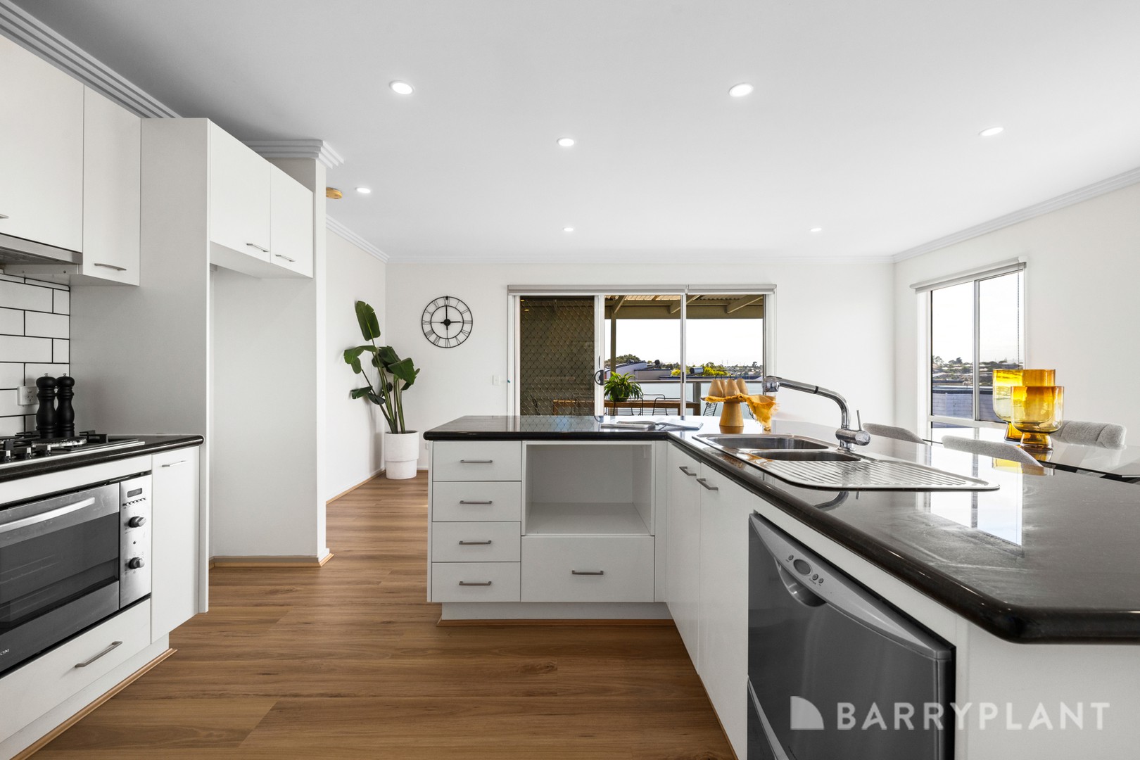 4/2 Lanark Way, Gowanbrae, VIC 3043, Gowanbrae - Thumbnail 4