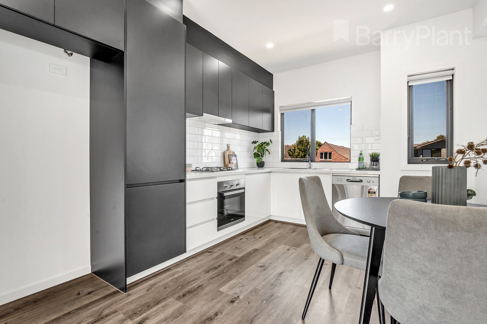 4/2 North Crescent, Heidelberg West, VIC 3081, Heidelberg West - Thumbnail 3