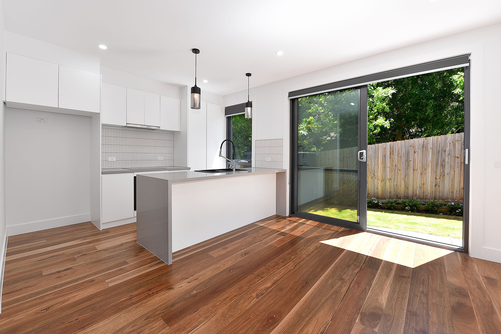 4/21 Hamilton Street, Niddrie, VIC 3042, Niddrie - Thumbnail 2