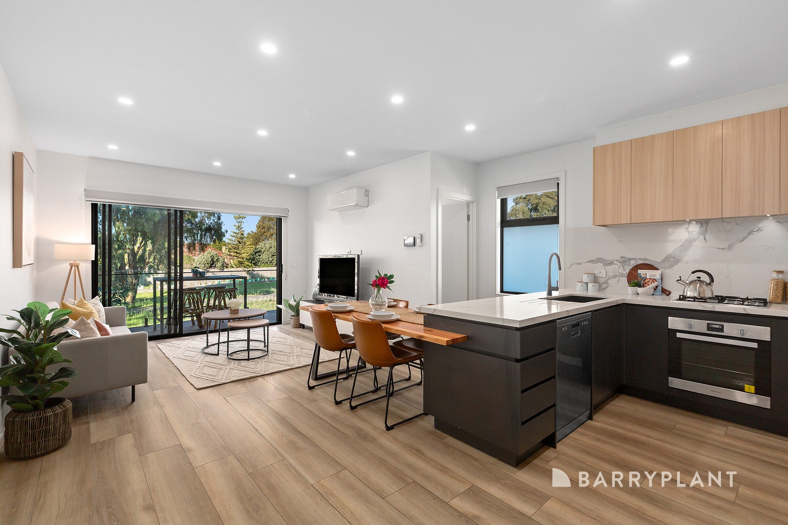 4/22 Conifer Avenue, Brooklyn, VIC 3012 - Thumbnail 2 - 25/03/2025