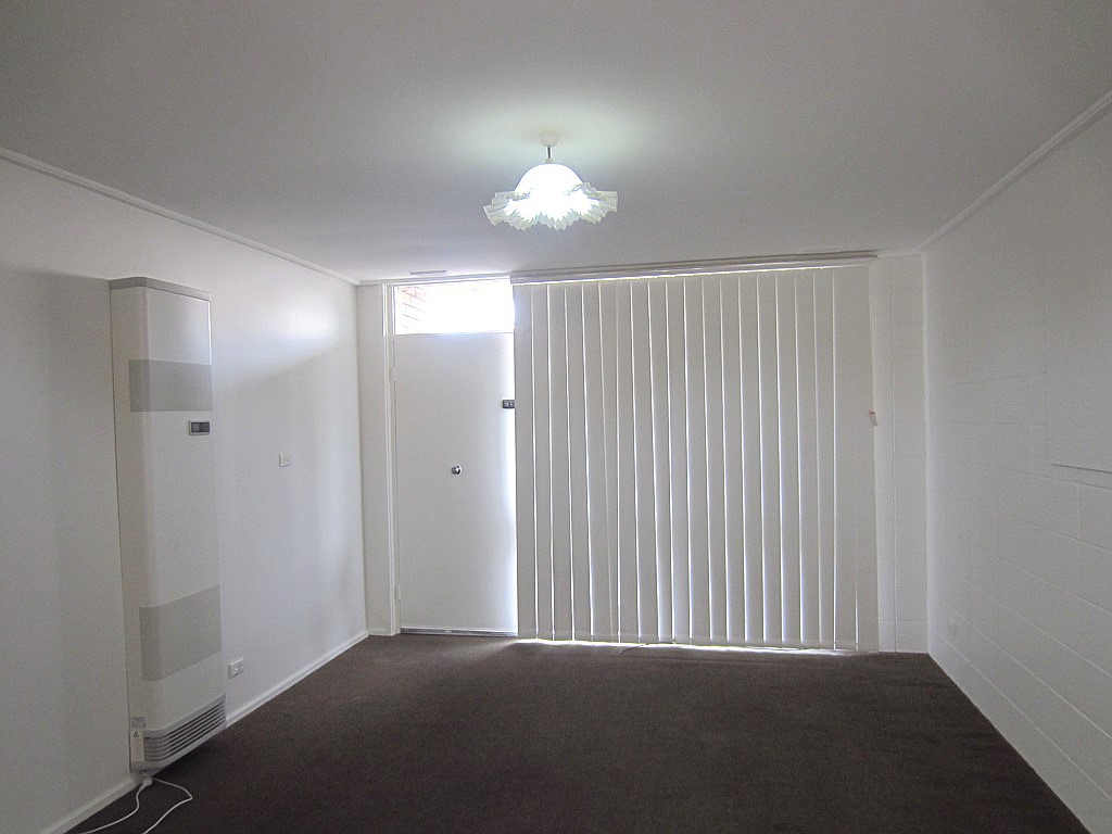4/24 Bondi Road, Bonbeach, VIC 3196, Bonbeach - Thumbnail 2