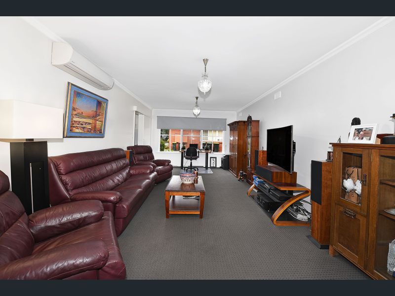 4/24 Leslie Road, Essendon, VIC 3040, Essendon - Thumbnail 2
