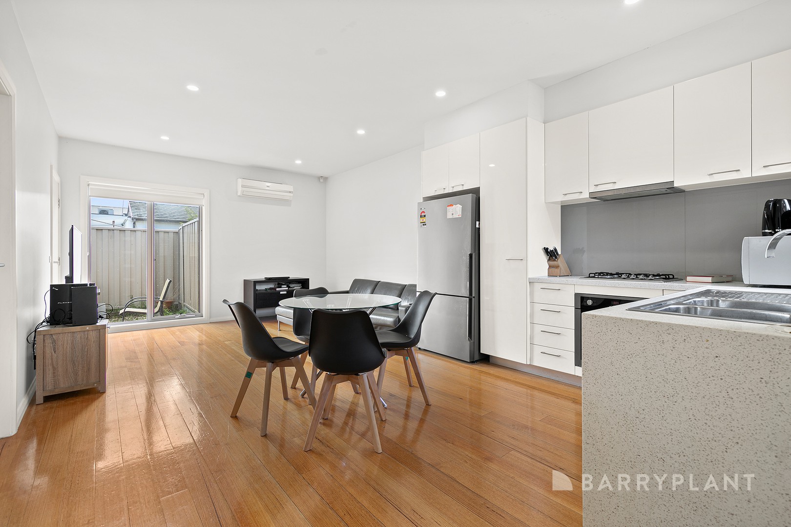 4/25 Isla Avenue, Glenroy, VIC 3046, Glenroy - Thumbnail 2