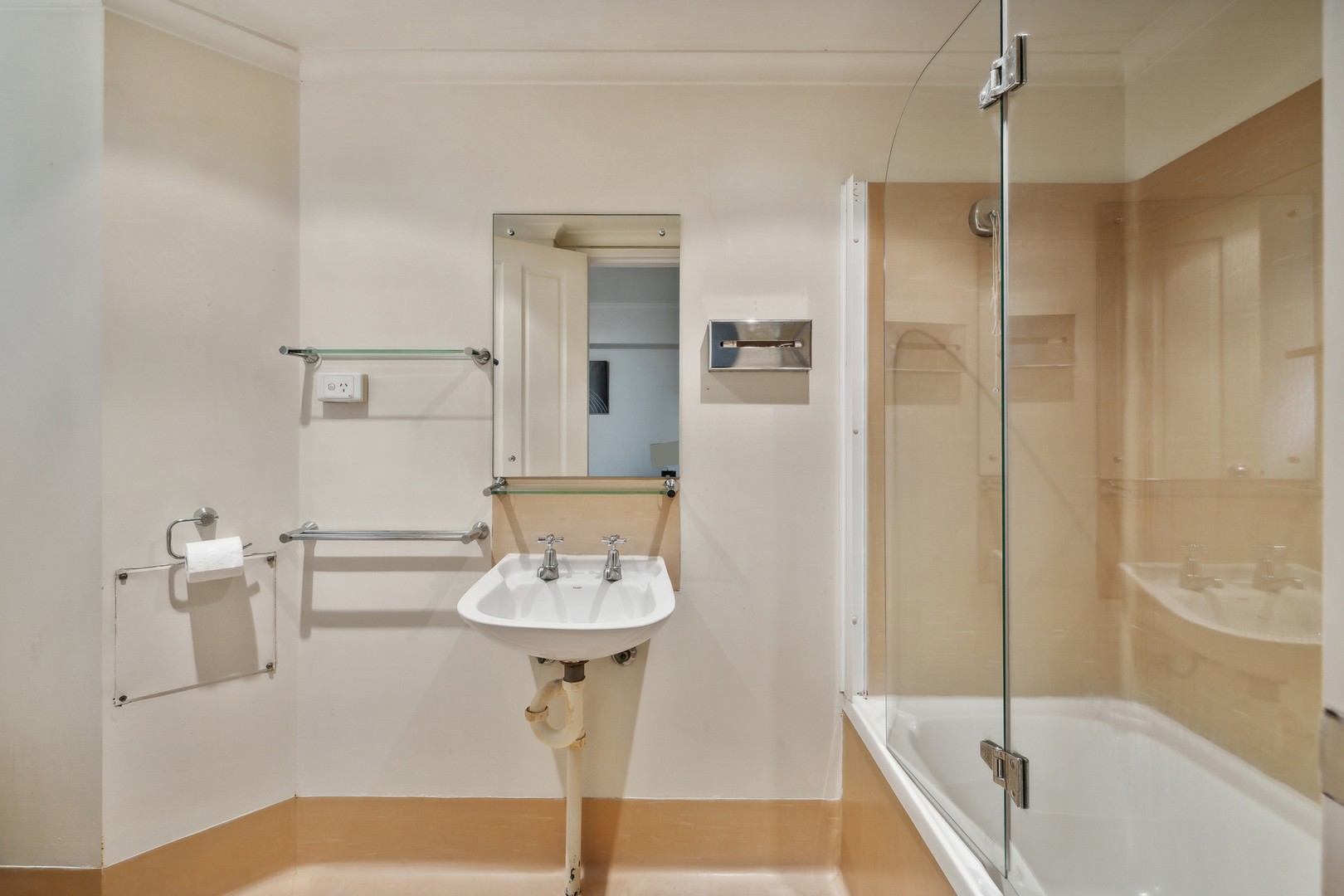 4/259 Gouger StreetAdelaide, sa 5000  - Leased, Adelaide - Thumbnail 7