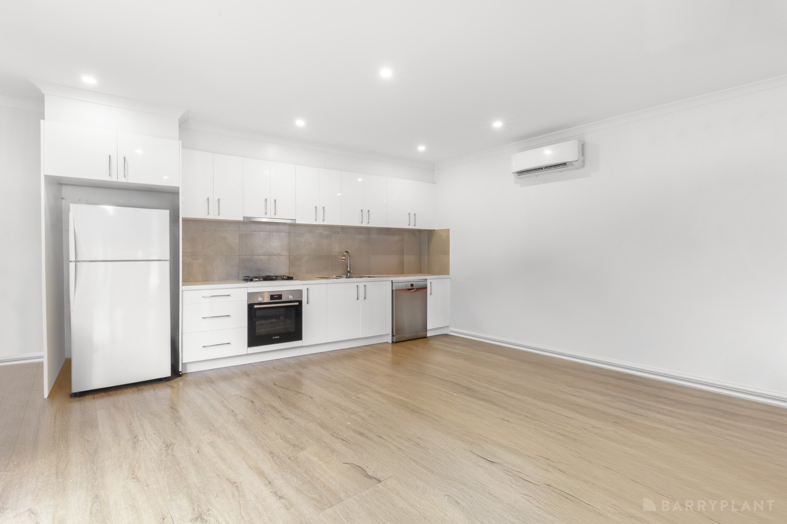 4/26 Union Grove, Springvale, VIC 3171 - Thumbnail 2 - 23/10/2025