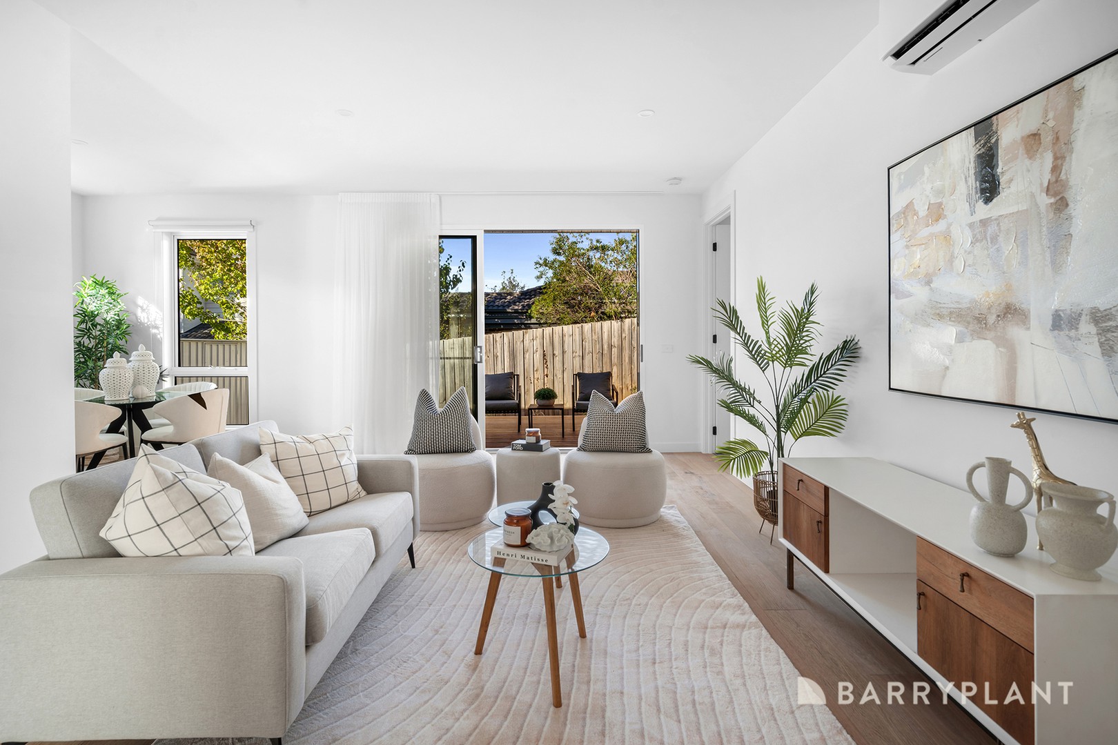 4/3 East Court, Croydon, VIC 3136 - Thumbnail 2 - 08/05/2025