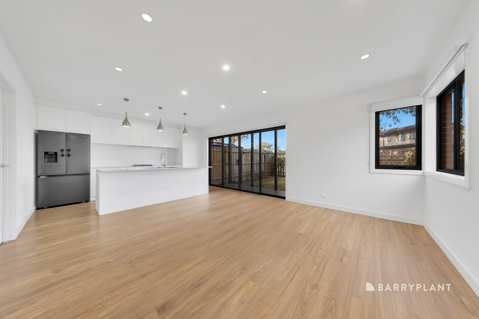 4/3 Furci Court, South Morang, VIC 3752, South Morang - Thumbnail 4
