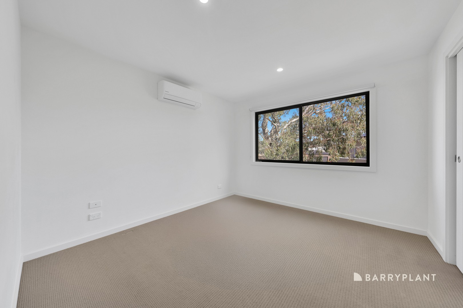 4/3 Furci Court, South Morang, VIC 3752, South Morang - Thumbnail 8