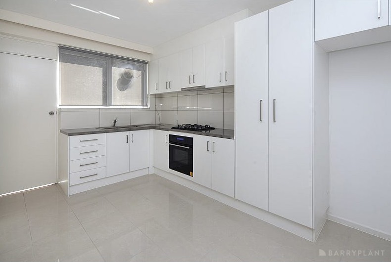 4/3 Hemmings Street, Dandenong, VIC 3175 - Thumbnail 1 - 12/10/2026