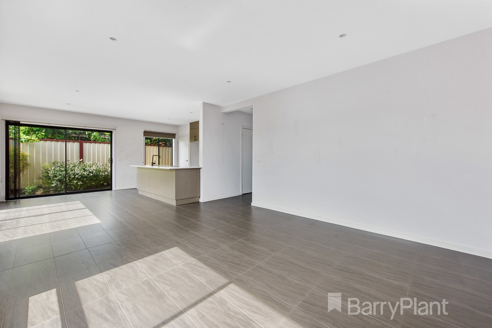 4/3 Scarborough Crescent, Harkness, VIC 3337, Harkness - Thumbnail 5